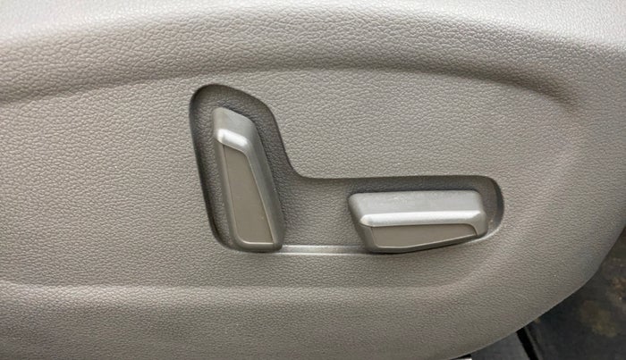 2024 Hyundai Creta SX (O) IVT 1.5 PETROL, Petrol, Automatic, 24,755 km, Driver Side Adjustment Panel