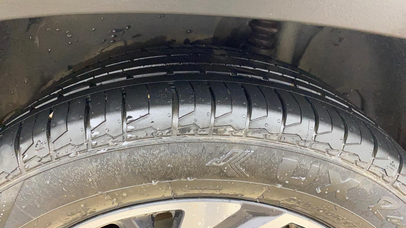 2024 Hyundai Creta SX (O) IVT 1.5 PETROL, Petrol, Automatic, 24,755 km, Left Rear Tyre Tread