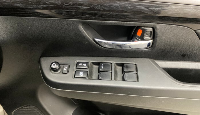 2021 Maruti XL6 ALPHA MT, Petrol, Manual, 41,502 km, Driver Side Door Panels Control