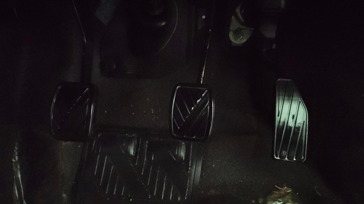 2019 Maruti New Wagon-R LXI CNG 1.0, CNG, Manual, 53,464 km, Pedals