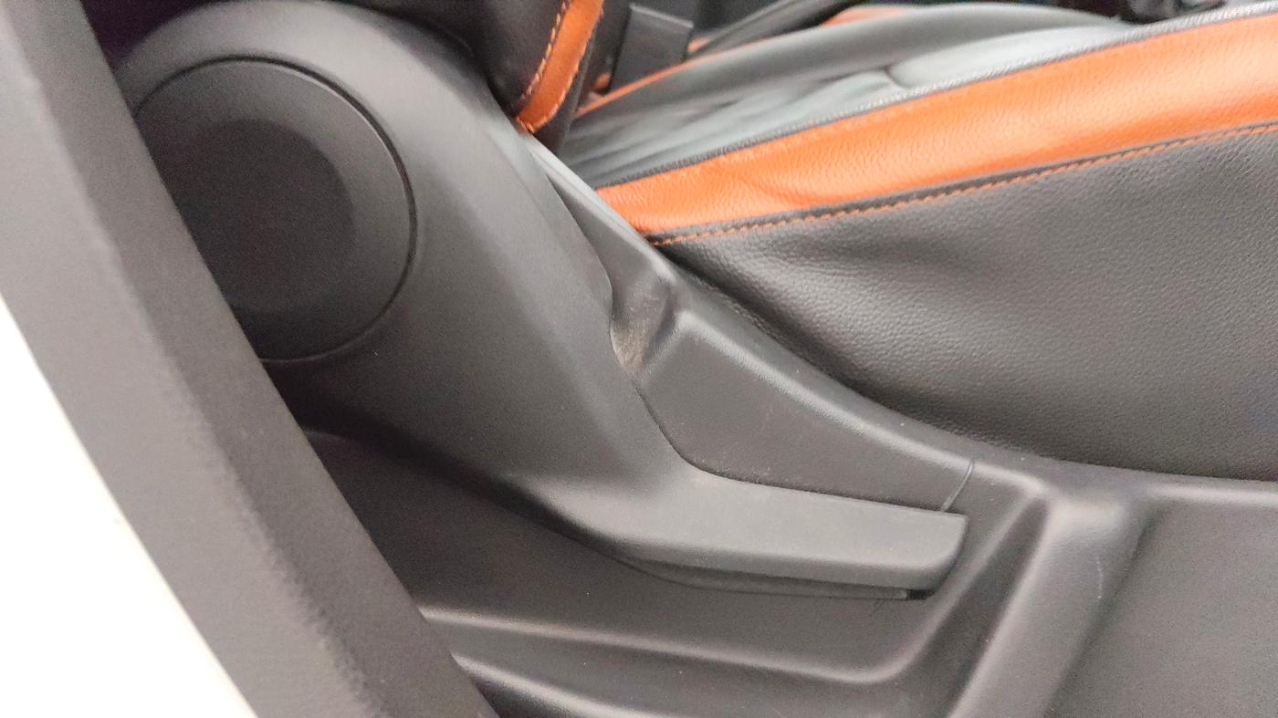 2019 Maruti New Wagon-R LXI CNG 1.0, CNG, Manual, 53,464 km, Driver Side Adjustment Panel