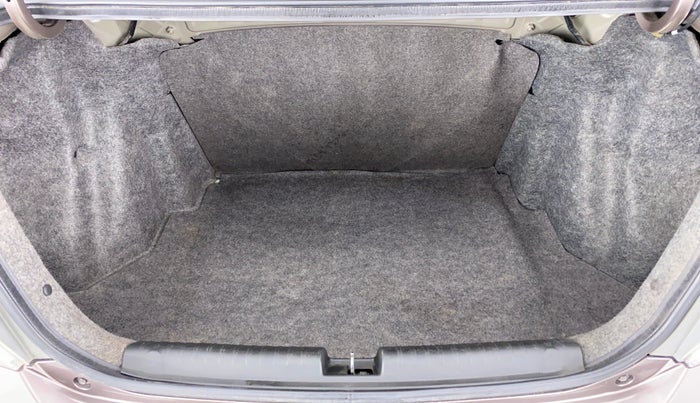 2014 Honda Amaze 1.2 SAT I VTEC, Petrol, Automatic, 33,521 km, Boot Inside