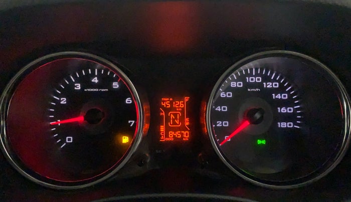 2017 Mahindra TUV300 T10 AMT, Diesel, Automatic, 84,570 km, Odometer Image