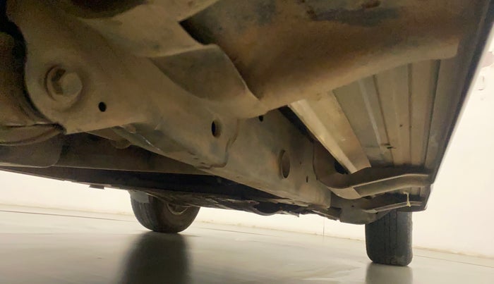 2017 Mahindra TUV300 T10 AMT, Diesel, Automatic, 84,570 km, Right Side Underbody