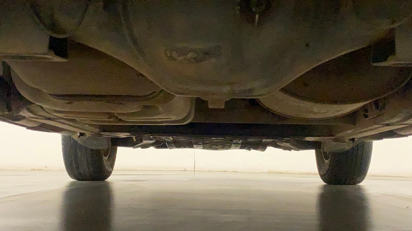 2017 Mahindra TUV300 T10 AMT, Diesel, Automatic, 84,570 km, Rear Underbody