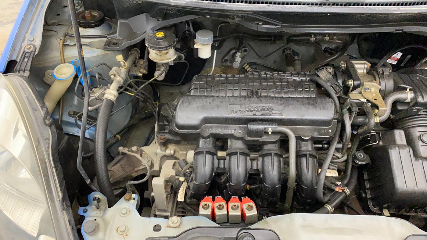 2014 Honda Brio EX MT, CNG, Manual, 67,161 km, Engine View - Right