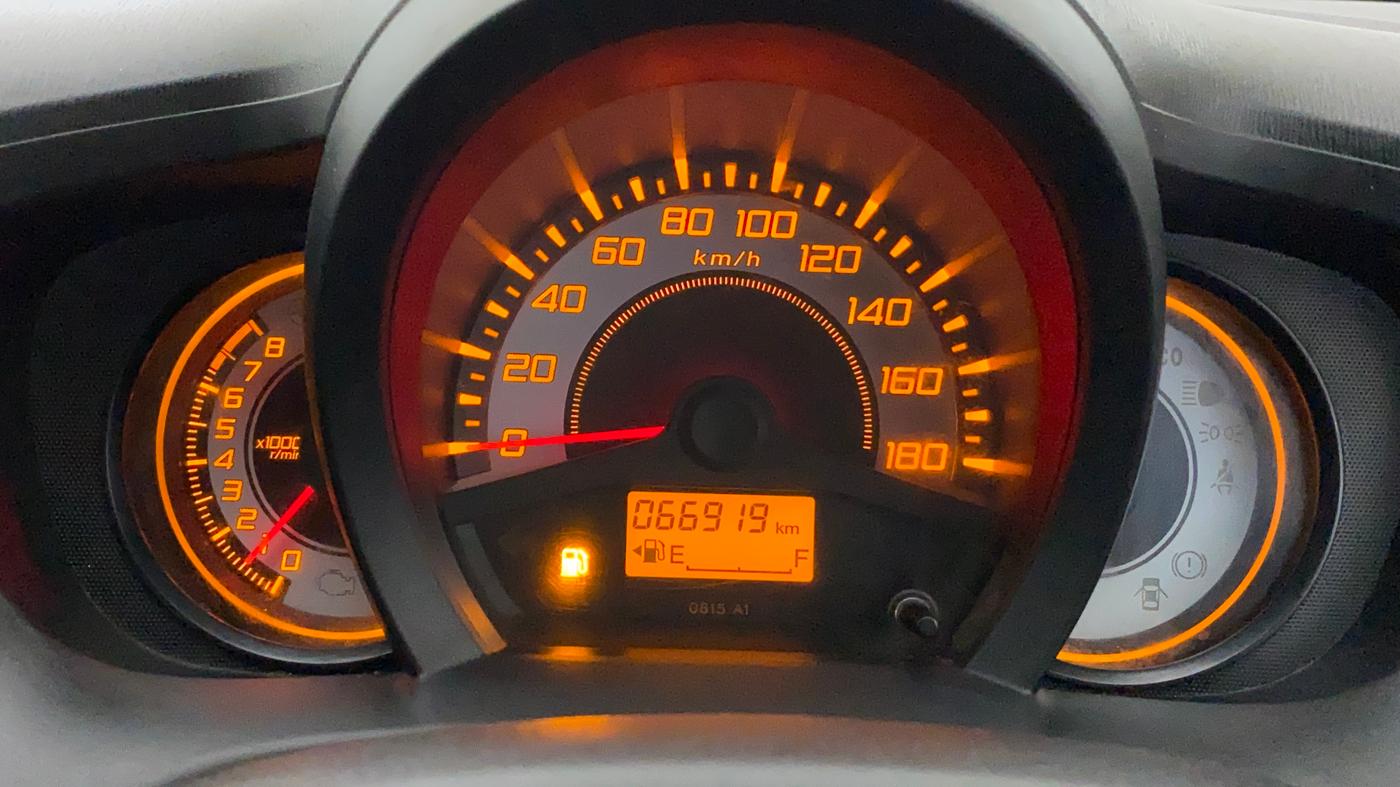 2014 Honda Brio EX MT, CNG, Manual, 67,161 km, Odometer Image