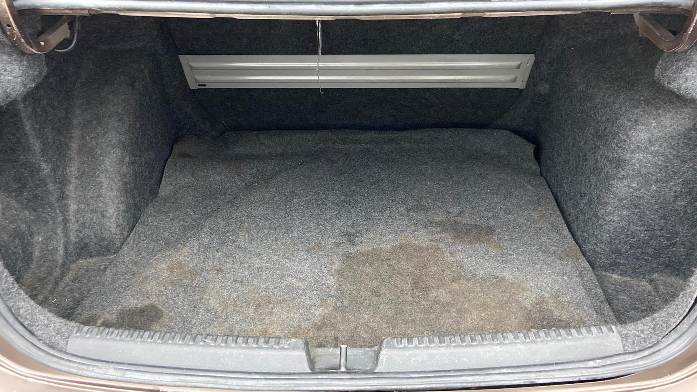 2015 Volkswagen Vento COMFORTLINE TDI AT, Diesel, Automatic, 67,783 km, Boot Inside