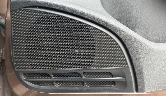 2015 Volkswagen Vento COMFORTLINE TDI AT, Diesel, Automatic, 67,783 km, Speaker