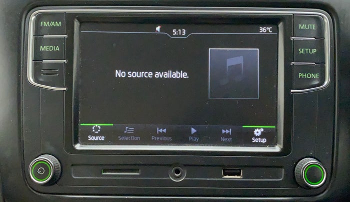 2017 Skoda Rapid STYLE 1.6 MPI, Petrol, Manual, 60,139 km, Infotainment System