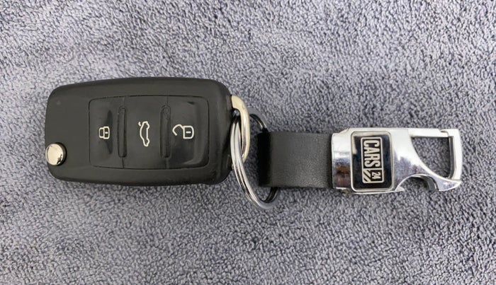 2017 Skoda Rapid STYLE 1.6 MPI, Petrol, Manual, 60,139 km, Key Close Up