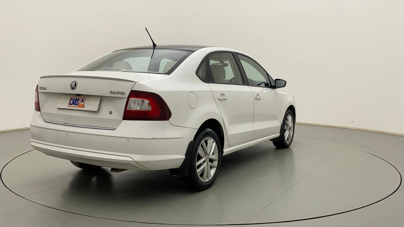 2017 Skoda Rapid STYLE 1.6 MPI, Petrol, Manual, 60,139 km, Right Back Diagonal