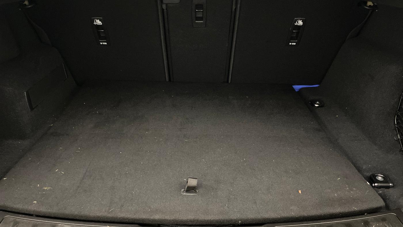2021 Landrover Range Rover Evoque SE R-DYNAMIC 2.0 PETROL, Petrol, Automatic, 15,313 km, Boot Inside