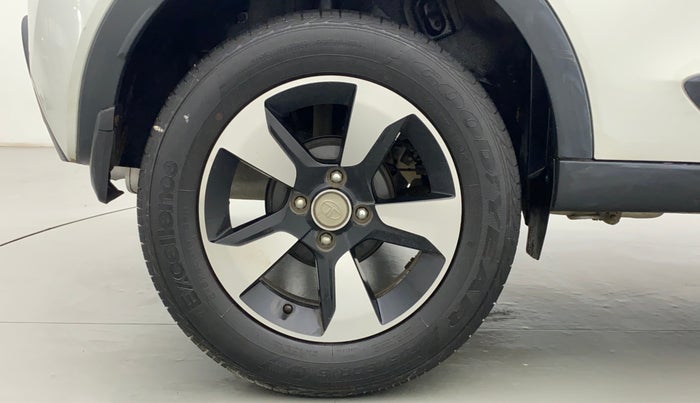 2019 Tata NEXON XZA PLUS PETROL, Petrol, Automatic, 33,978 km, Right Rear Wheel