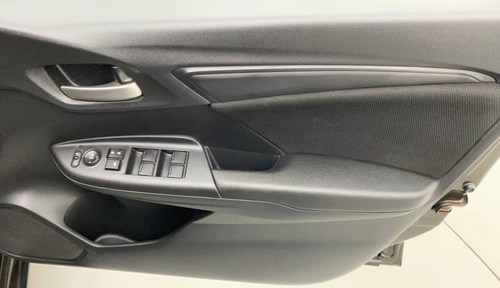 2018 Honda WR-V 1.2L I-VTEC S MT, Petrol, Manual, 68,710 km, Driver Side Door Panels Control