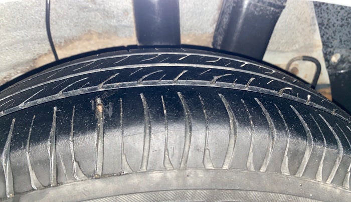 2016 Hyundai Grand i10 ASTA (O) 1.2 KAPPA VTVT, Petrol, Manual, 72,602 km, Left Rear Tyre Tread