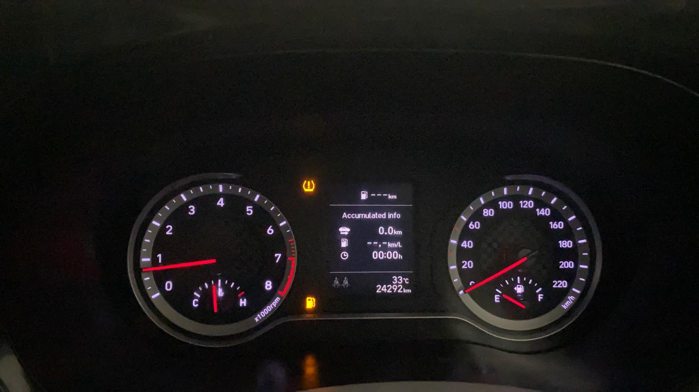 2024 Hyundai GRAND I10 NIOS ASTA 1.2 KAPPA VTVT, Petrol, Manual, 24,272 km, Odometer Image