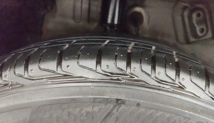 2024 Tata NEXON CREATIVE + SUNROOF 1.2 PETROL, Petrol, Manual, 16,329 km, Right Rear Tyre Tread