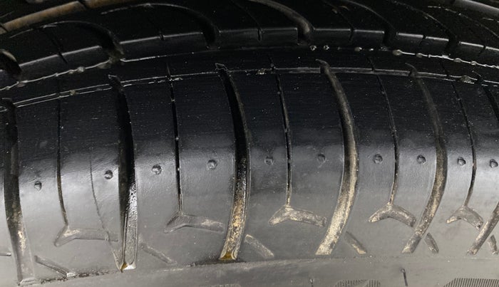 2019 Renault TRIBER RXZ, Petrol, Manual, 58,668 km, Right Rear Tyre Tread