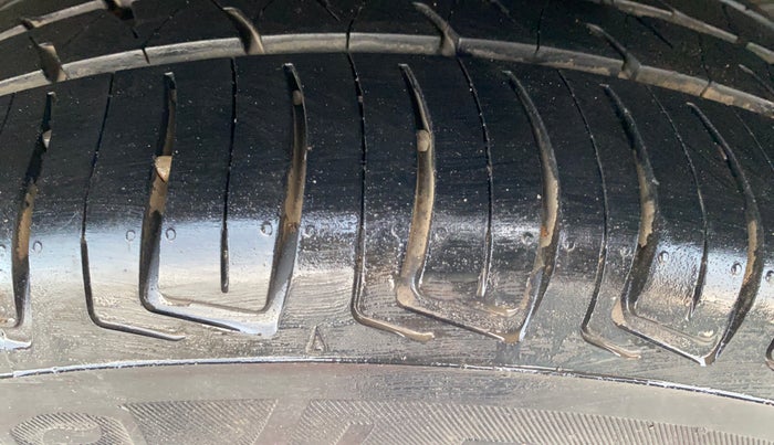 2021 KIA SONET HTX 1.0 IMT, Petrol, Manual, 66,722 km, Left Rear Tyre Tread