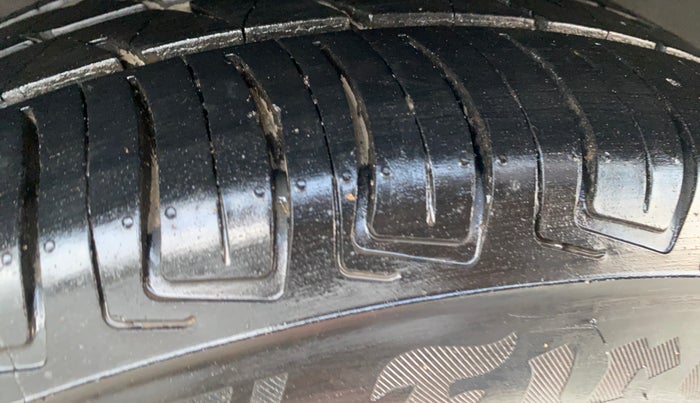 2021 KIA SONET HTX 1.0 IMT, Petrol, Manual, 66,722 km, Right Rear Tyre Tread