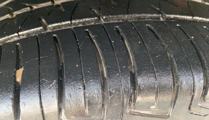 2021 KIA SONET HTX 1.0 IMT, Petrol, Manual, 66,722 km, Left Front Tyre Tread