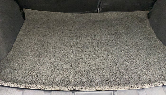 2020 Tata NEXON XZA PLUS (O) PETROL, Petrol, Automatic, 58,060 km, Boot Inside