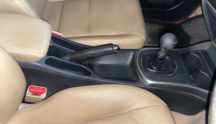 2015 Honda City 1.5L I-DTEC VX, Diesel, Manual, 76,998 km, Gear Lever