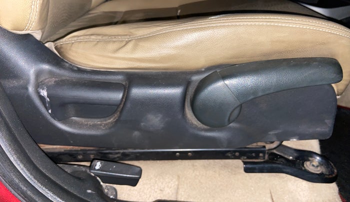 2015 Honda City 1.5L I-DTEC VX, Diesel, Manual, 76,998 km, Driver Side Adjustment Panel