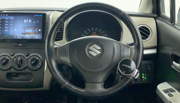2013 Maruti Wagon R 1.0 LXI CNG, CNG, Manual, 1,04,404 km, Steering Wheel Close Up