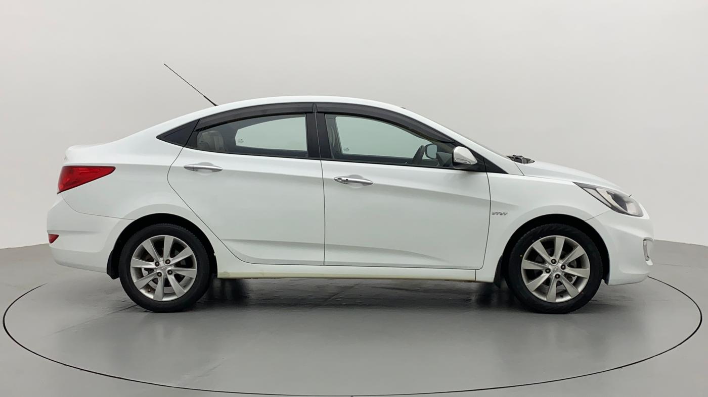 2013 Hyundai Verna FLUIDIC 1.6 SX VTVT OPT, Petrol, Manual, 48,596 km, Right Side
