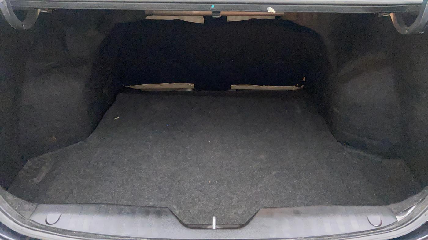 2015 Maruti Ciaz VXI, Petrol, Manual, 44,283 km, Boot Inside