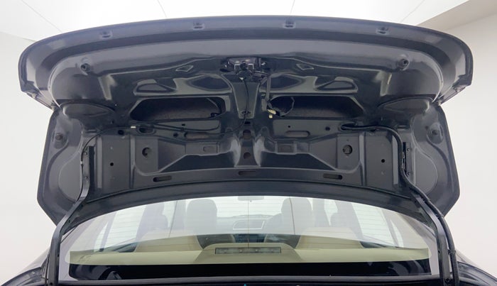 2015 Maruti Ciaz VXI, Petrol, Manual, 44,283 km, Boot Door Open