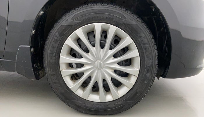 2015 Maruti Ciaz VXI, Petrol, Manual, 44,283 km, Right Front Wheel