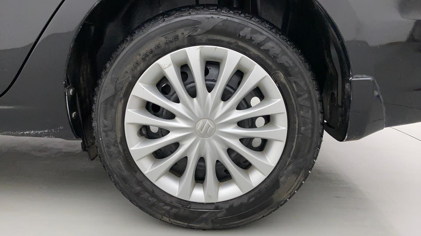 2015 Maruti Ciaz VXI, Petrol, Manual, 44,283 km, Left Rear Wheel