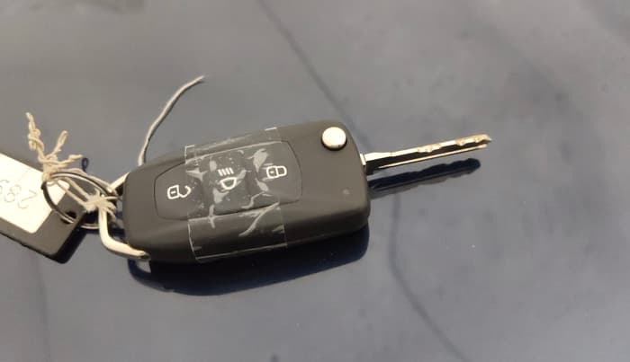 2019 Tata Hexa XTA 4X2 7 STR, Diesel, Automatic, 46,801 km, Key Close Up