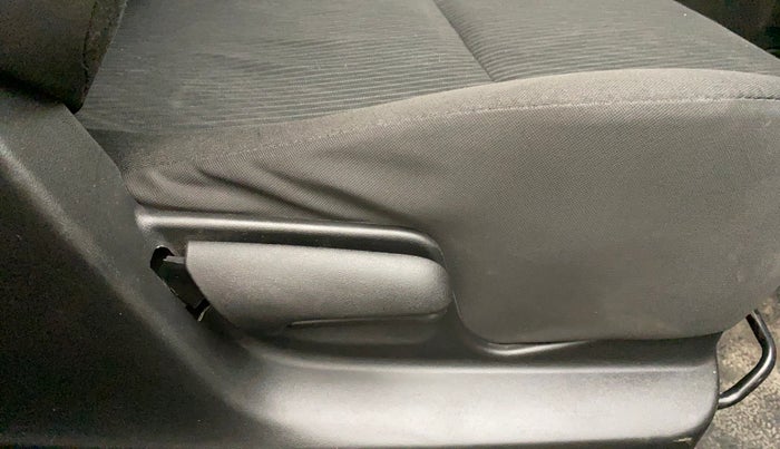 2016 Maruti Swift VXI, Petrol, Manual, 11,290 km, Driver Side Adjustment Panel