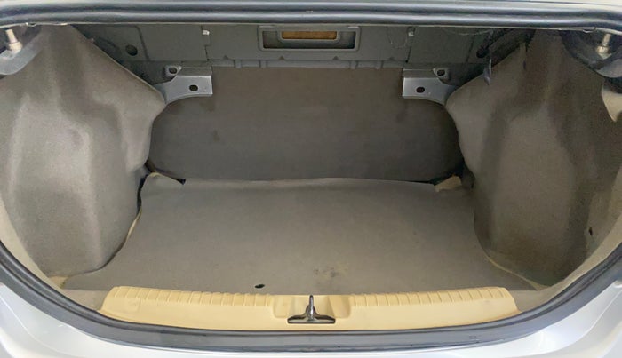 2016 Ford Figo Aspire TITANIUM 1.2 PETROL, Petrol, Manual, 88,433 km, Boot Inside