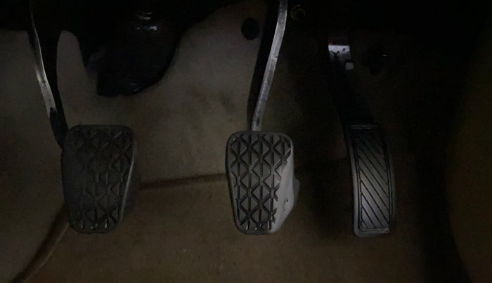 2016 Ford Figo Aspire TITANIUM 1.2 PETROL, Petrol, Manual, 88,433 km, Pedals