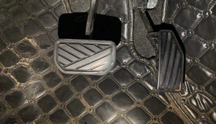 2020 Maruti Swift ZXI PLUS AMT, Petrol, Automatic, 71,329 km, Pedals