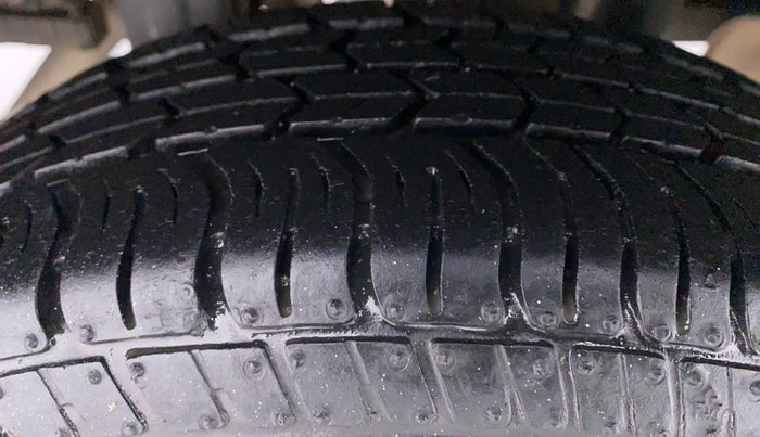 2017 Maruti Alto K10 VXI P, Petrol, Manual, 33,146 km, Right Rear Tyre Tread