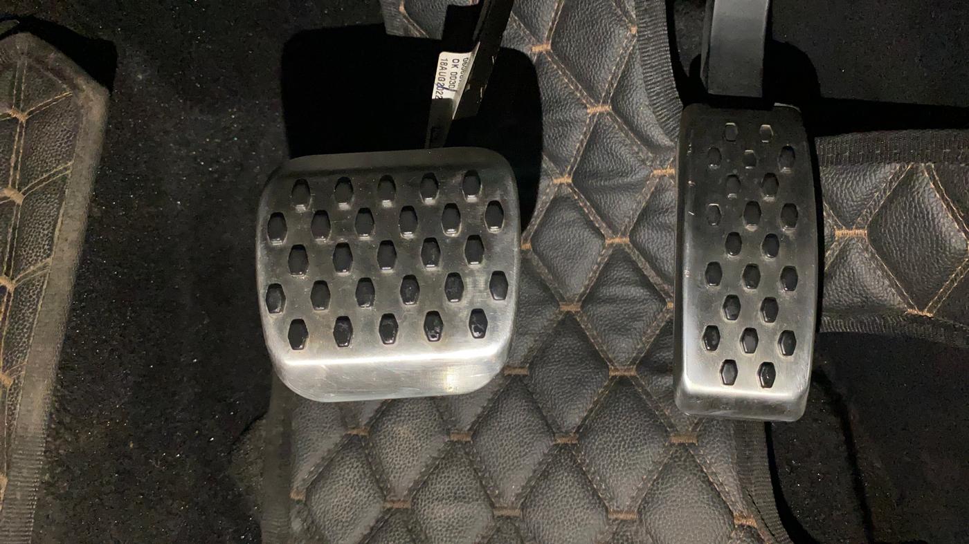 2022 Mahindra SCORPIO-N Z8 L PETROL AT 7 STR, Petrol, Automatic, 25,934 km, Pedals