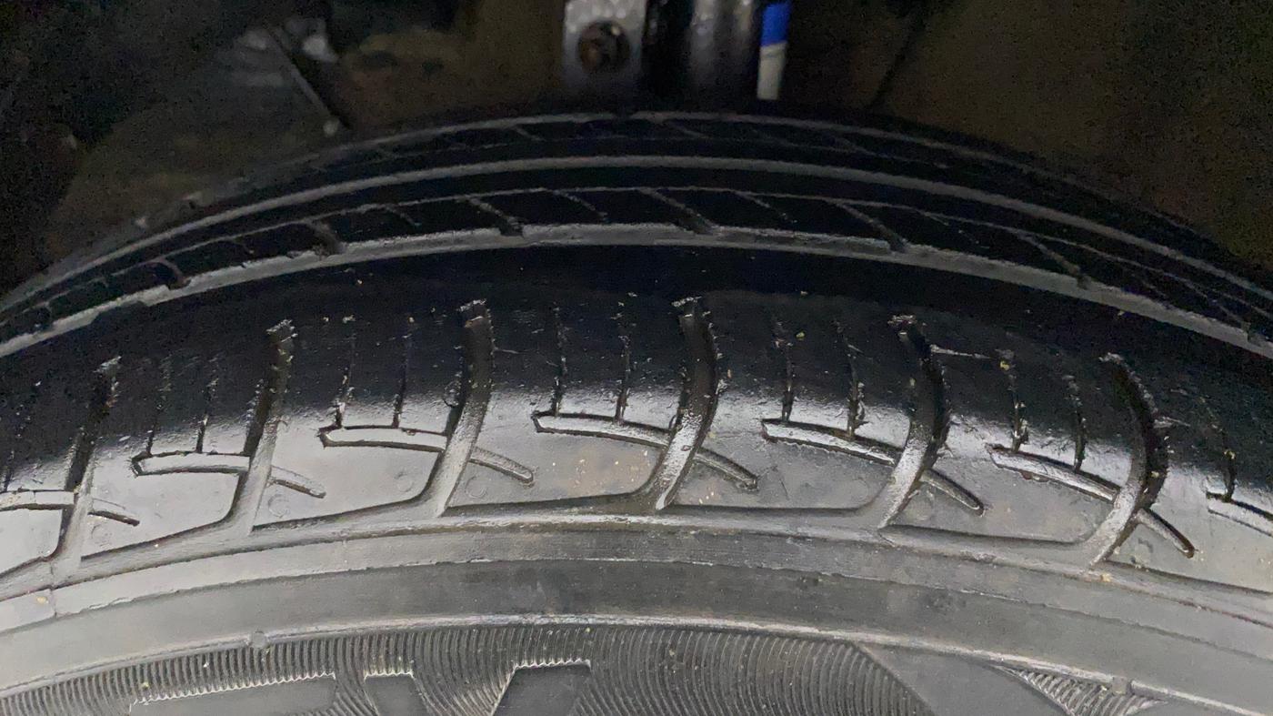 2019 Maruti Baleno DELTA PETROL 1.2, Petrol, Manual, 58,679 km, Left Front Tyre Tread