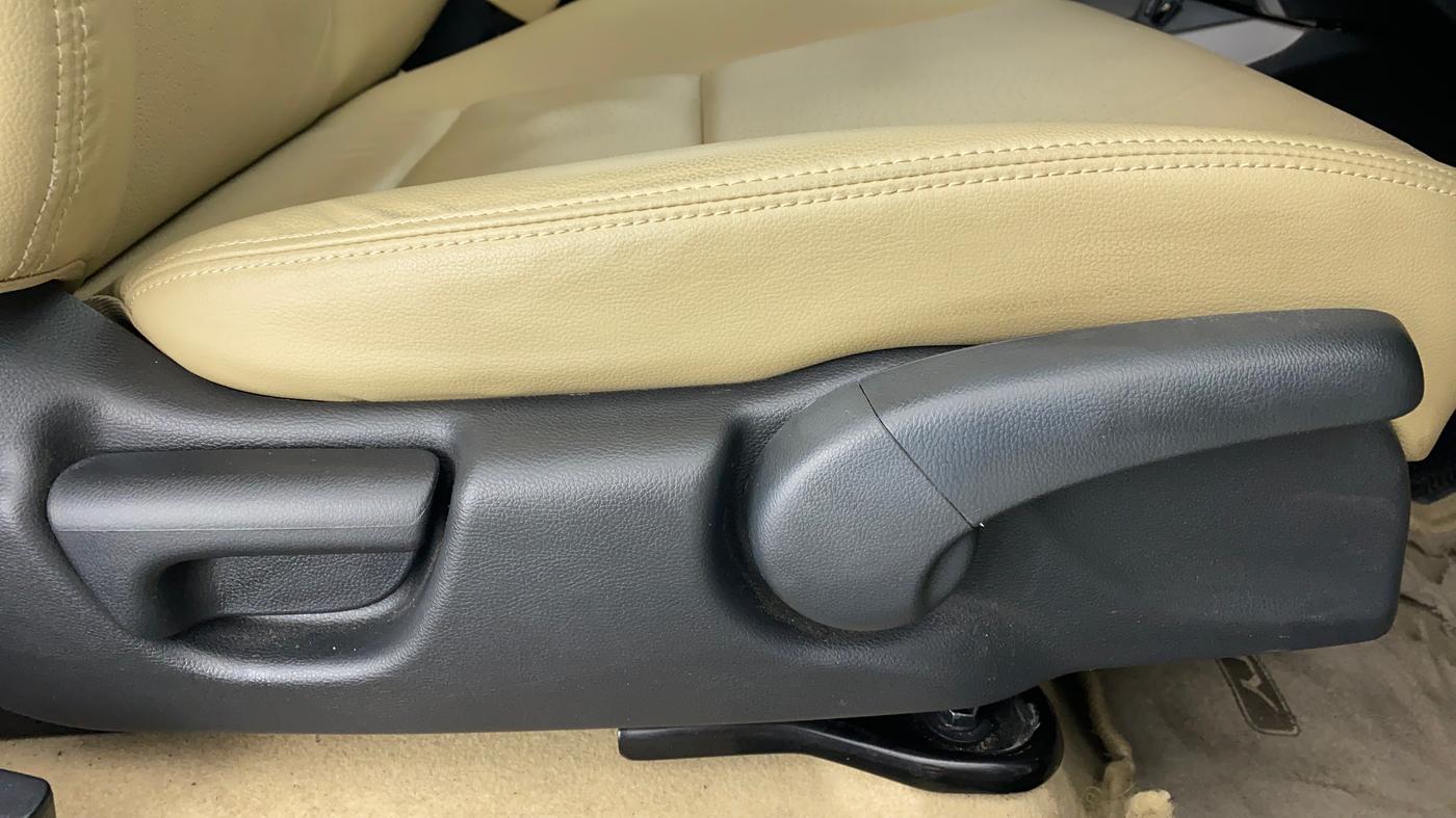 2018 Honda City VX MT PETROL, Petrol, Manual, 14,551 km, Driver Side Adjustment Panel