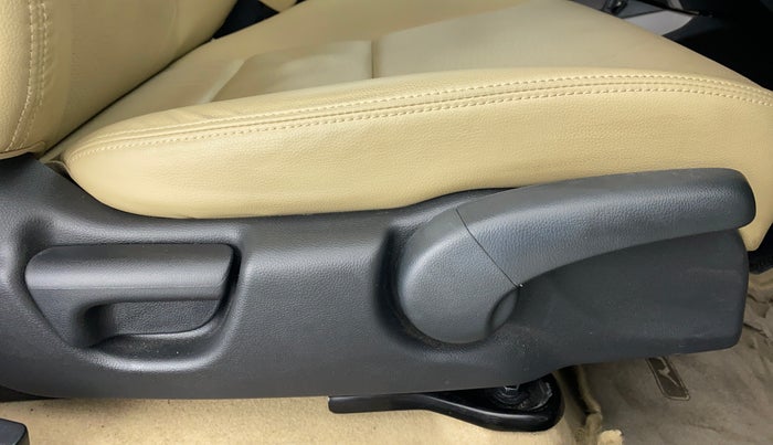 2018 Honda City VX MT PETROL, Petrol, Manual, 14,551 km, Driver Side Adjustment Panel
