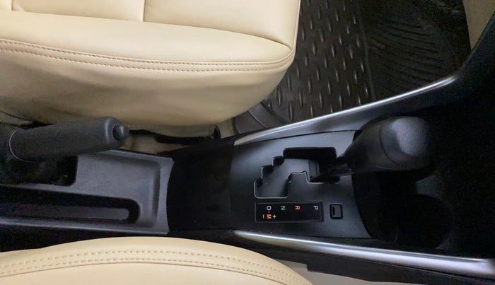 2018 Toyota YARIS J CVT, Petrol, Automatic, 53,801 km, Gear Lever