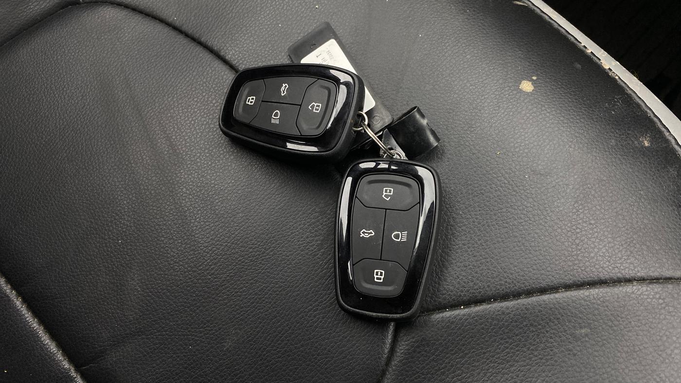 2023 Tata NEXON XZ PLUS PETROL, Petrol, Manual, 45,770 km, Key Close Up