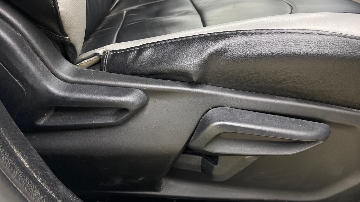 2023 Tata NEXON XZ PLUS PETROL, Petrol, Manual, 45,770 km, Driver Side Adjustment Panel