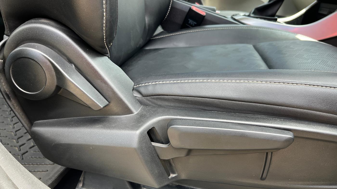 2022 Tata ALTROZ XZA PLUS, Petrol, Automatic, 53,183 km, Driver Side Adjustment Panel