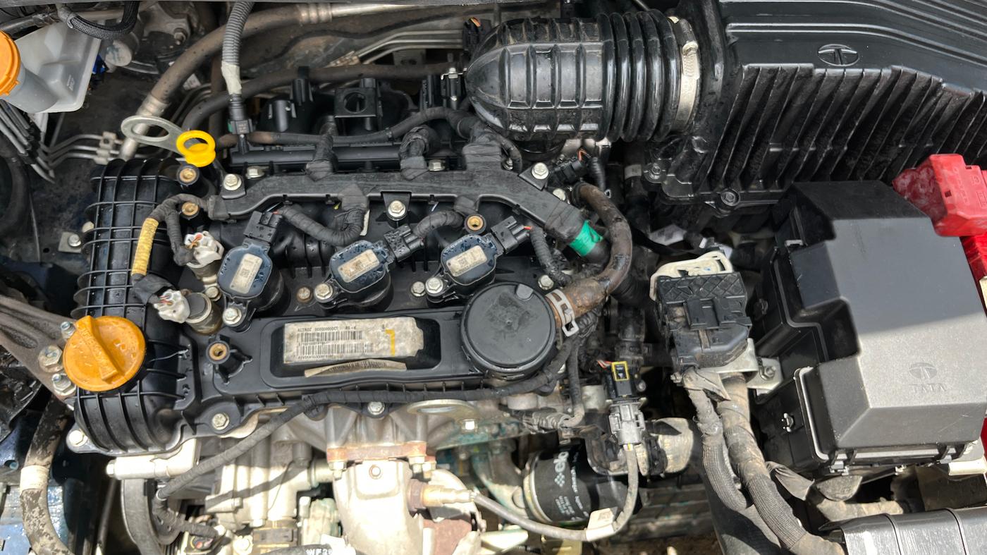 2022 Tata ALTROZ XZA PLUS, Petrol, Automatic, 53,183 km, Engine View